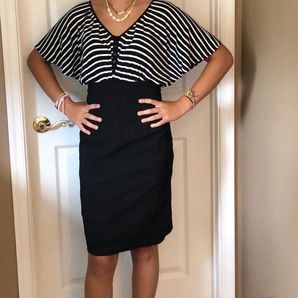 Dress - Picture 2 of 6